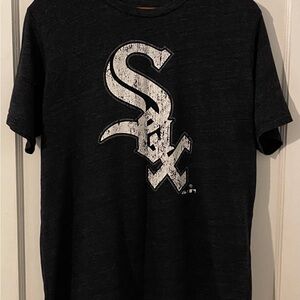 Chicago White Sox Majestic Men’s 2XL T-shirt